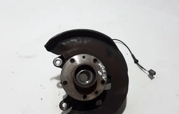 Nissan Qashqai Front wheel hub 400154EA0A