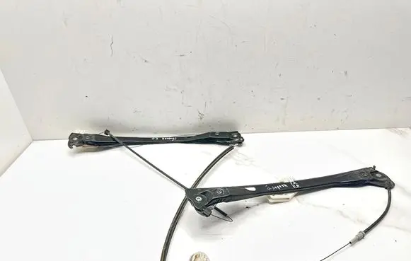 Skoda Superb B6 (3T) Front window lifting mechanism without motor 120355