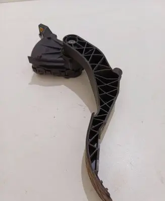 Skoda Octavia Mk1 (1U) Accelerator throttle pedal 1J1721503H