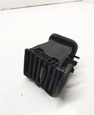 Nissan X-Trail T30 Dash center air vent grill 68750EQ000 E6475161
