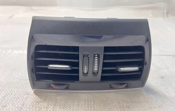 BMW X5 E70 Rear air vent grill 9252201306