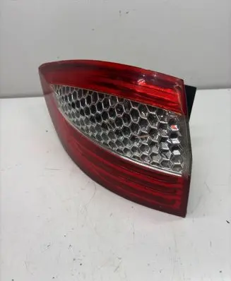 Ford Mondeo MK IV Rear/tail lights 77R00 R1S102 15767