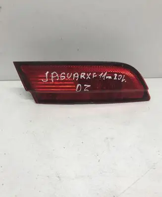 Jaguar XF Tailgate rear/tail lights 8X2315K273CD