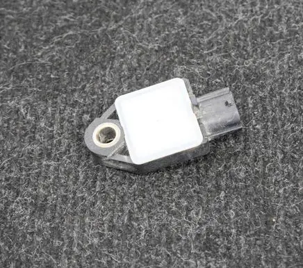 Hyundai i30 Airbag deployment crash/impact sensor 95930A6000