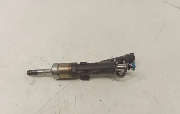 Citroen C4 II Picasso Fuel injector 9810335380 62160603046