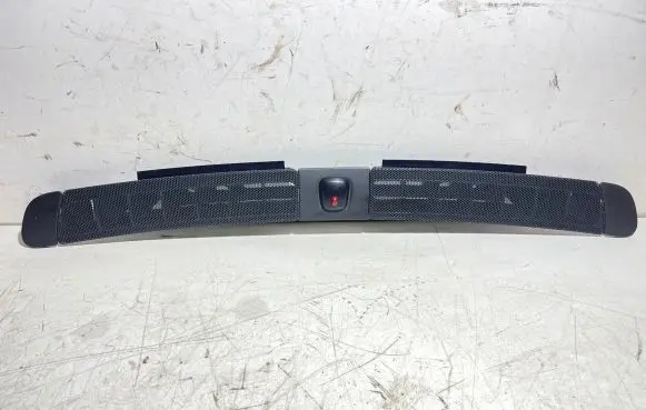 Volvo XC90 Dash center air vent grill 0340987