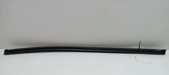 KIA Sportage Front door trim bar 