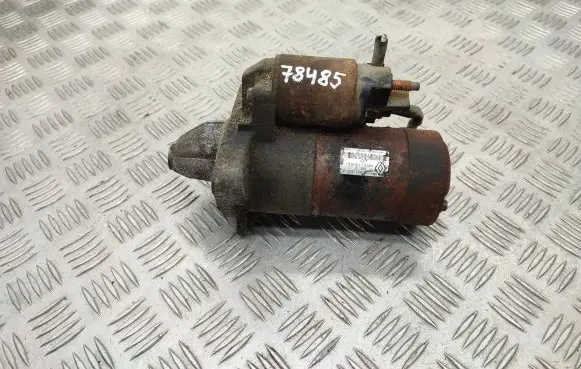 Opel Vivaro Starter motor