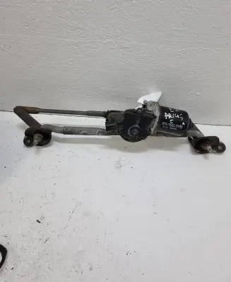 Toyota Prius (XW20) Front wiper linkage and motor 8511047080