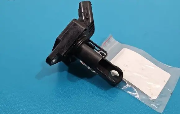 Toyota Corolla E110 Mass air flow meter 2220415010 IMPRK1543268