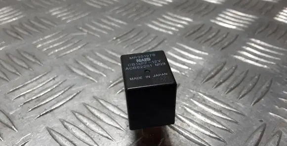 Mitsubishi Outlander Other relay MR301978