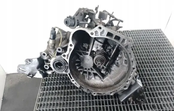 KIA Cerato Manual 5 speed gearbox 