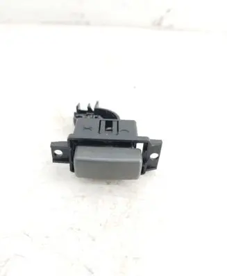BMW 7 E65 E66 Glove box handle 7033389