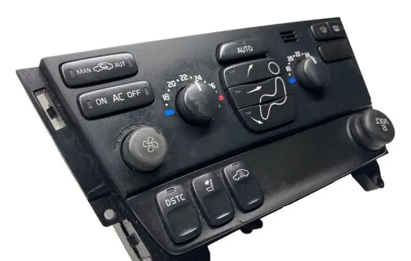 Volvo V70 Climate control unit 30746022 05W26E05 M426DC00094