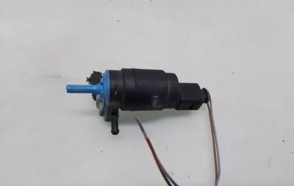 Mercedes-Benz A W168 Windscreen/windshield washer pump