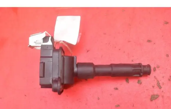 Audi A4 S4 B5 8D High voltage ignition coil 058905105
