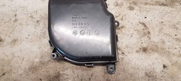Volkswagen PASSAT B4 Cabin air duct channel 5C6819870