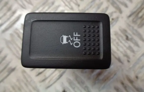 Suzuki Vitara (LY) Traction control (ASR) switch 3758557L00