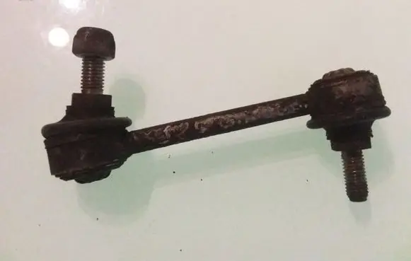 Rear anti-roll bar/stabilizer link