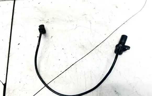 Opel Vectra B Camshaft position sensor