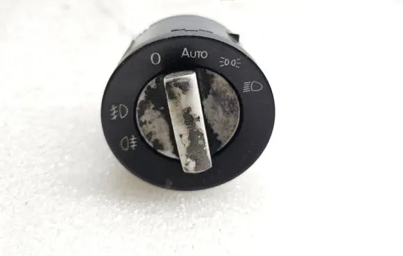Volkswagen Touareg I Light switch 7L6941431C 04054923 2345
