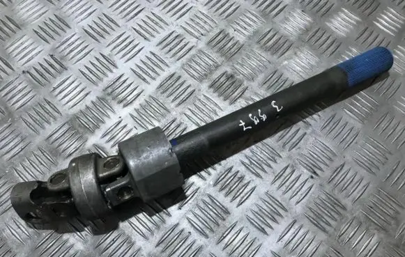 Volkswagen PASSAT B5 Steering column universal joint