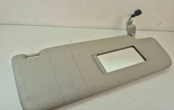 Sun visor