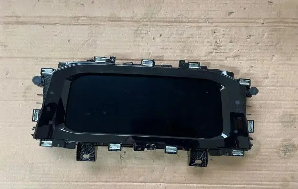 Volkswagen Golf VIII Speedometer (instrument cluster) 5H0920340C