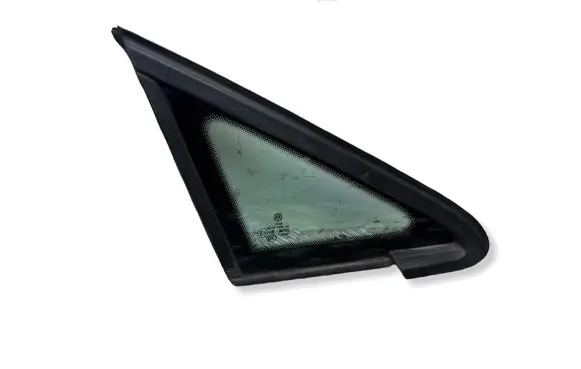 Volkswagen Golf VII Front triangle window/glass 5G0845412 5G0845412E