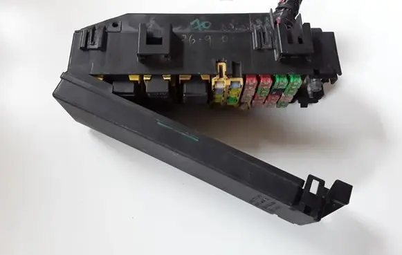 Jeep Grand Cherokee (WK) Fuse module P56047835AE