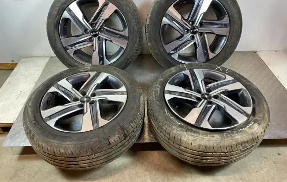 R19 alloy rim