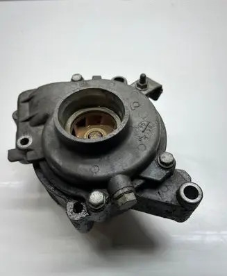 Opel Signum Water pump 12579494