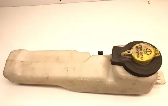 Chrysler PT Cruiser Windshield washer fluid reservoir/tank B409 05288698