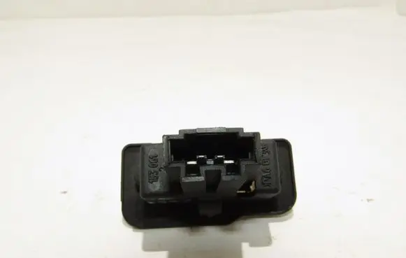 Mercedes-Benz E W211 Number plate light a2038200256