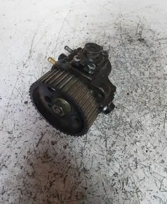 Opel Zafira B Fuel injection high pressure pump 0055193840 0445010128