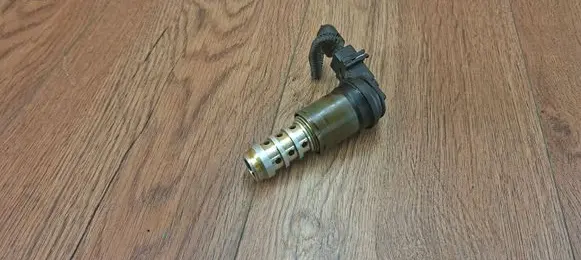 BMW 3 E46 Camshaft vanos timing valve 11367560462