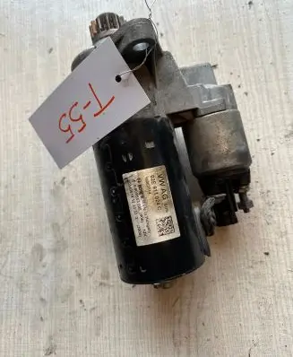 Volkswagen PASSAT B7 Starter motor 02E911024C
