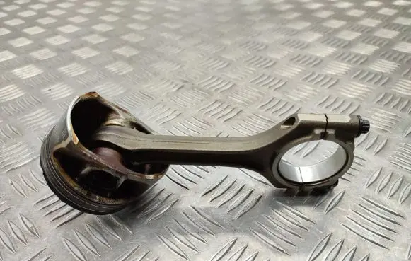 Suzuki Vitara (LY) Piston with connecting rod