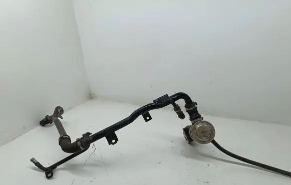 Audi A4 S4 B7 8E 8H Engine coolant pipe/hose 06b133607n 3042527511