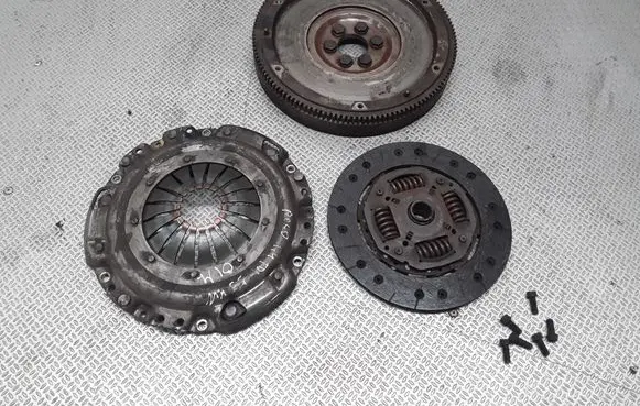 Volkswagen Polo III 6N 6N2 6NF Clutch set kit 051141025 045105273 028141036T