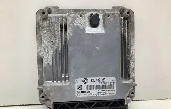 Volkswagen PASSAT B6 Engine control unit/module 03L907309 0281015029