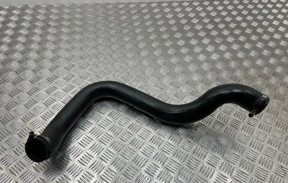 Nissan Primastar Turbo air intake inlet pipe/hose 