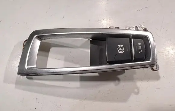 BMW 5 F10 F11 Hand parking brake switch 9217594