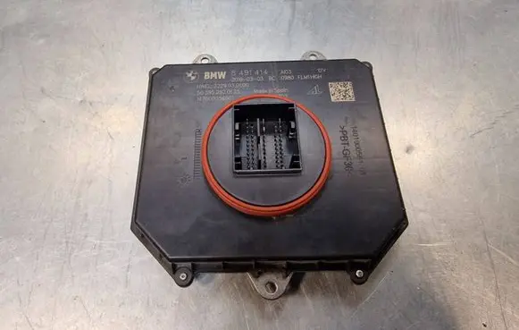BMW 5 G30 G31 G38 LED ballast control module 8491414 147000056901