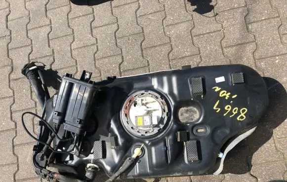 Hyundai i30 Fuel tank 