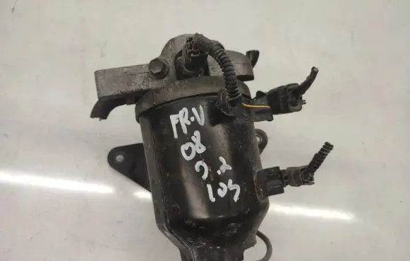 Honda FR-V Fuel filter housing 