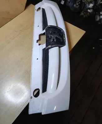 Peugeot Partner Front grill
