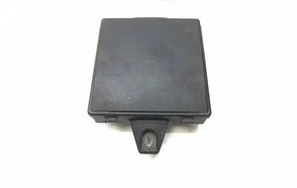 Jaguar XJ X350 Fuse module 2W9314A073AF