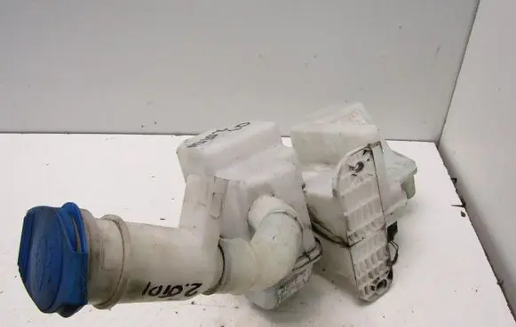 Audi Q3 8U Windshield washer fluid reservoir/tank 8U0955453Q