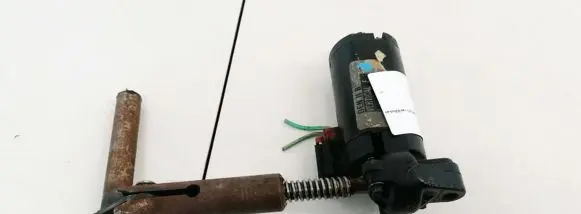Chrysler Voyager Seat adjustment motor 882494 5709790